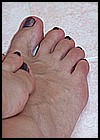 nyllady-barefoot-12.jpg