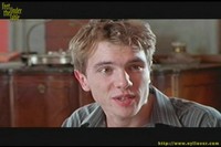 Feet Under The Table - The N.1 Resource for female feet seduction scenes - Videos, pictures and stories of women seducing men with their feet